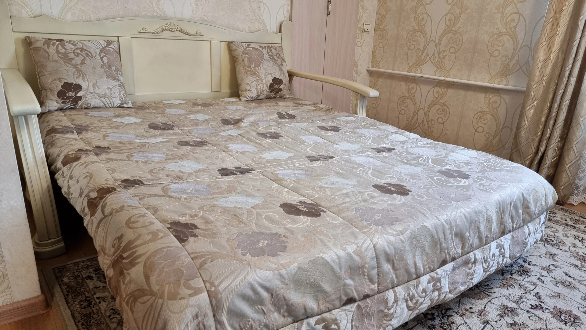 Апартаменты в центре на улице Житомирская 4