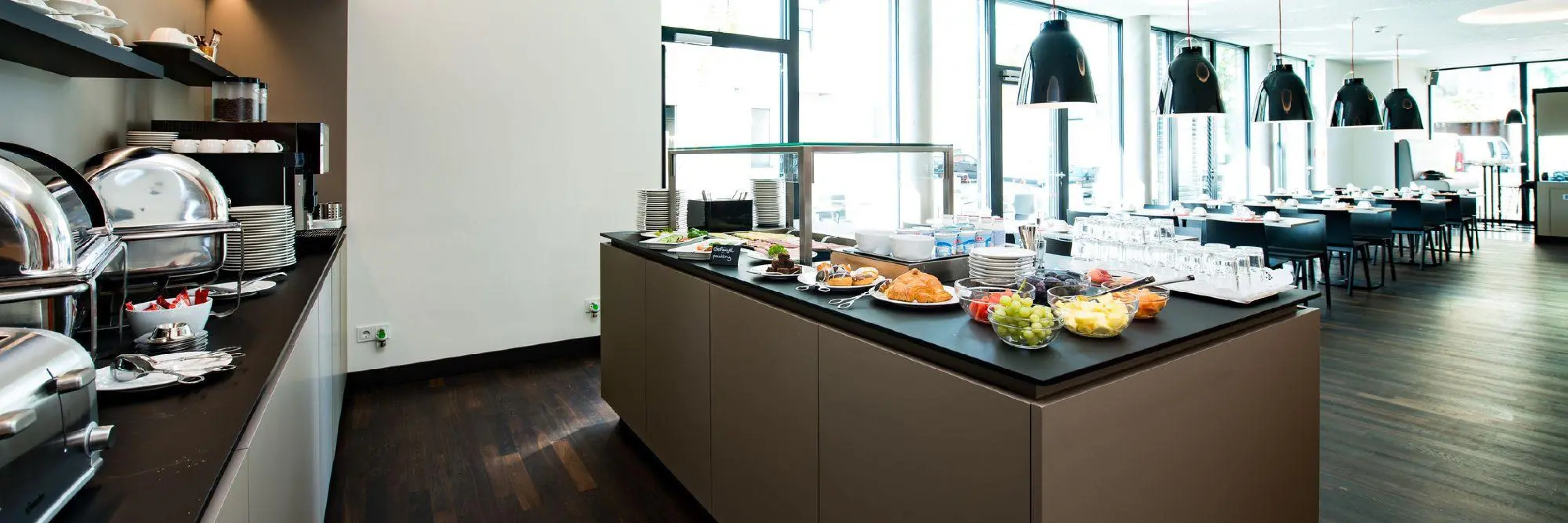 Отель SevenDays BoardingHouse