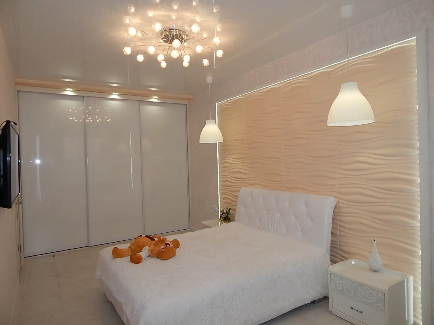 Элитная 2х квартира класса люкс с камином, джакузи и кондиционером на ул. Ядринцевская. Метро площадь Ленина