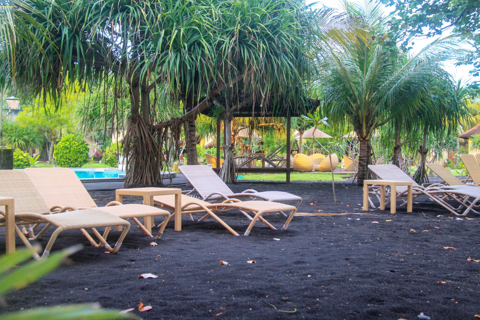 Отель Uyah Amed & Spa Resort