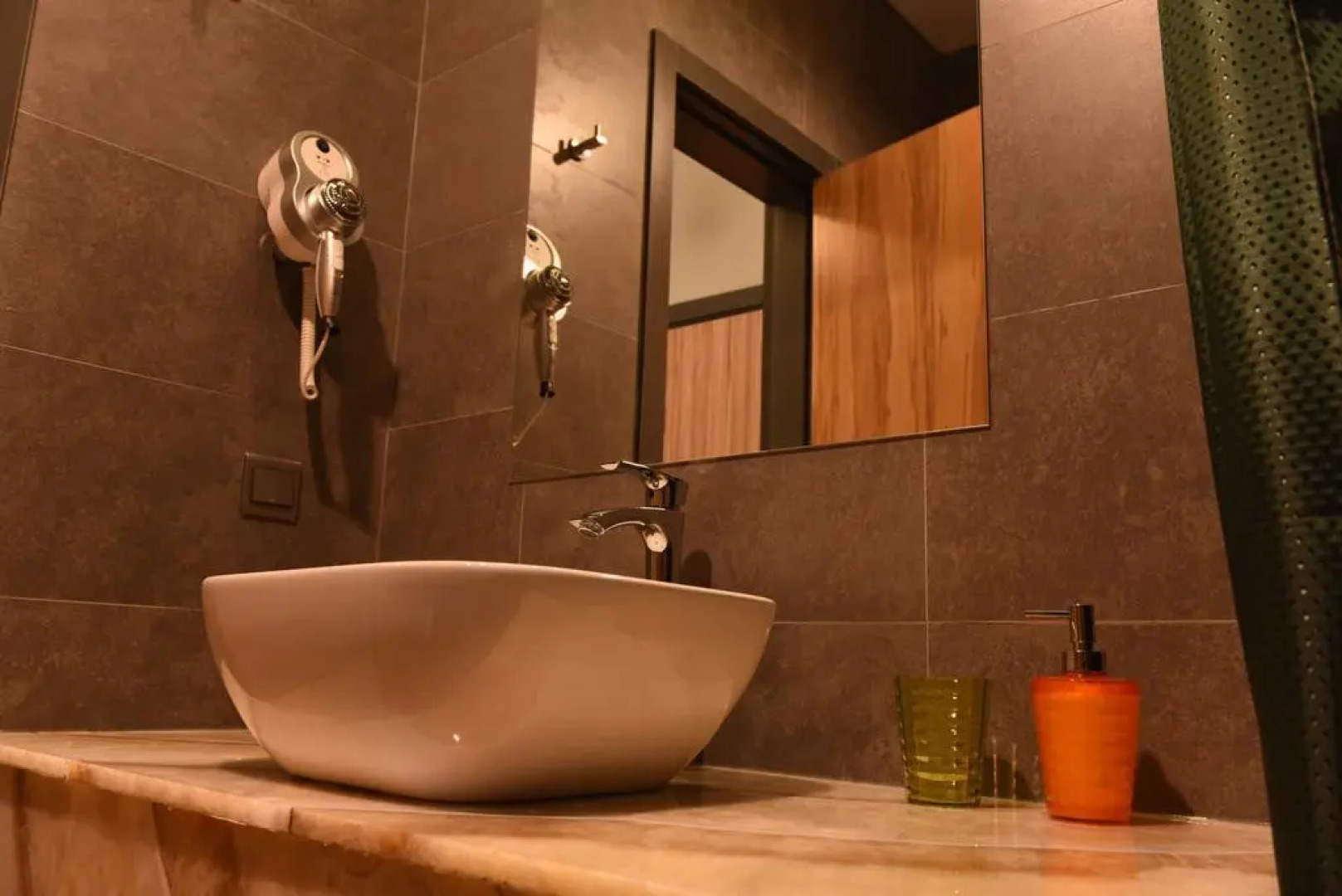 Abaash Afon (Абааш Афон)