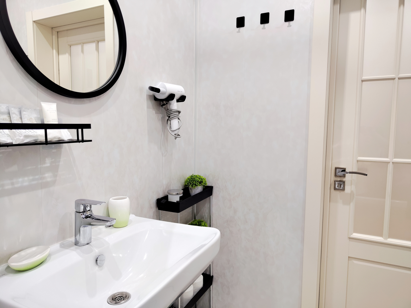 Квартира с Видом на Реку