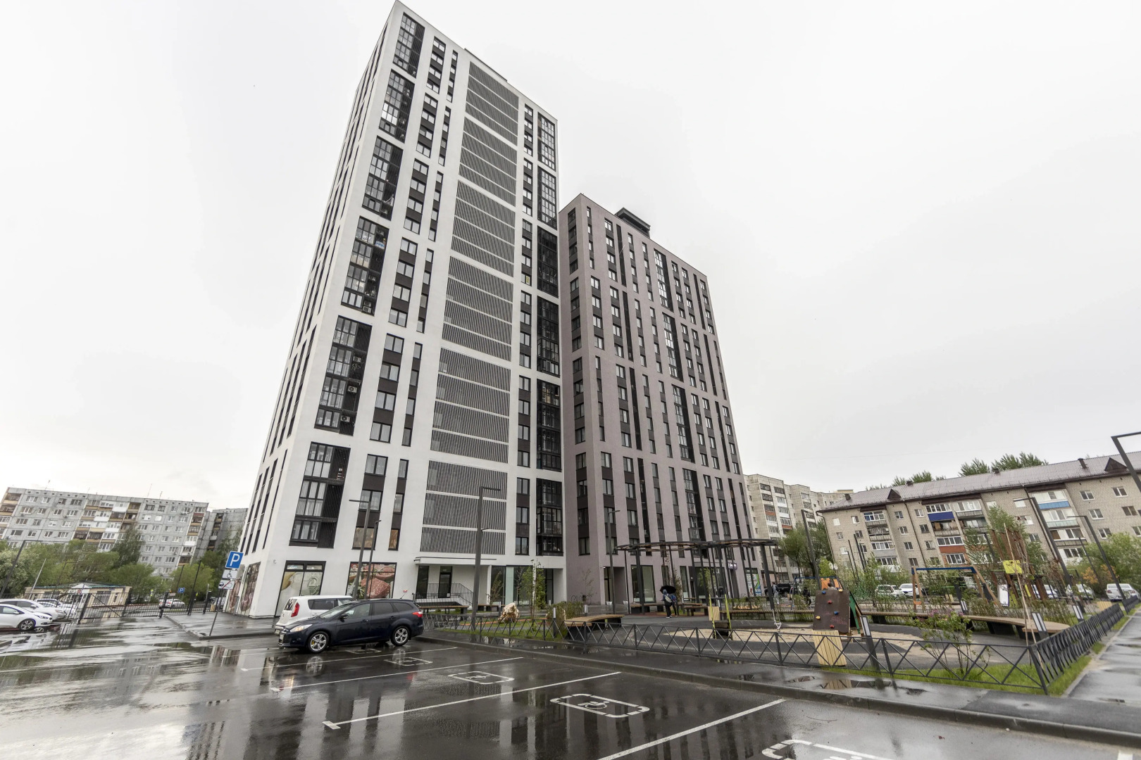 Апартаменты на Муравленко напротив Аквапарка ВыДома