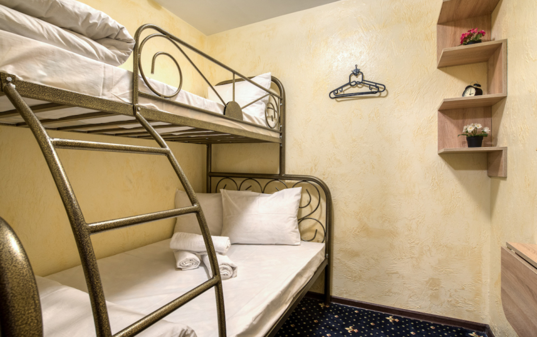 Отель Винтерфелл  Старый Арбат