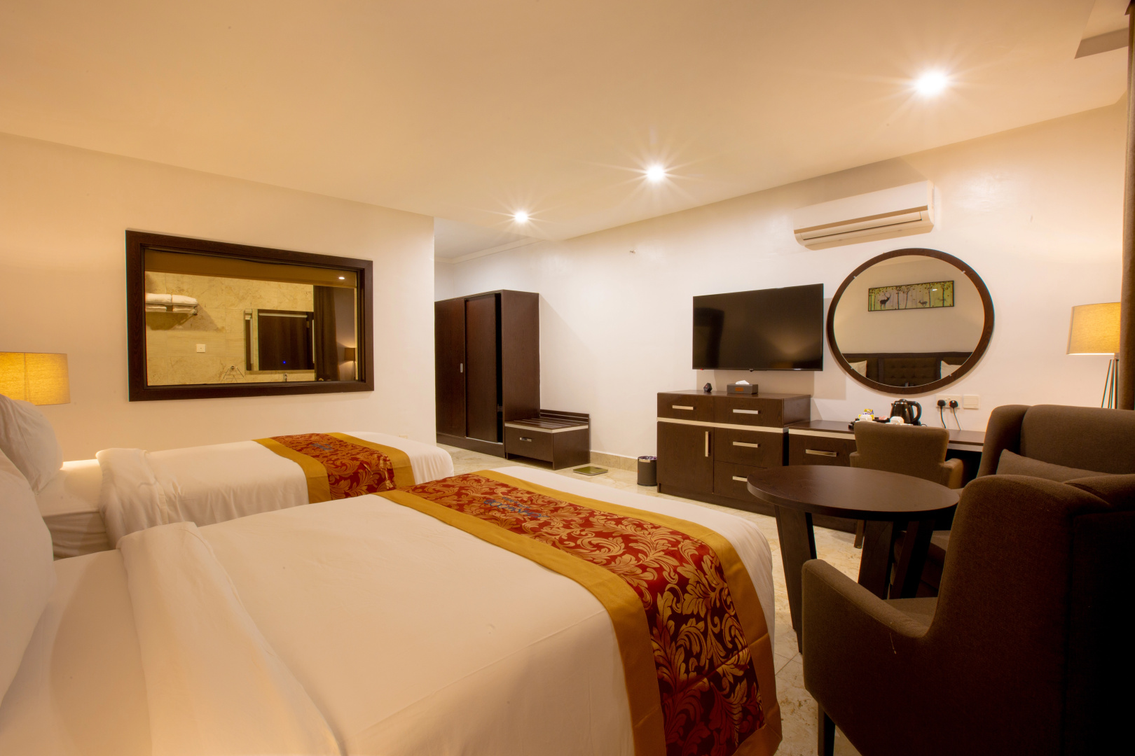Отель Johnwood Hotel by Bolton