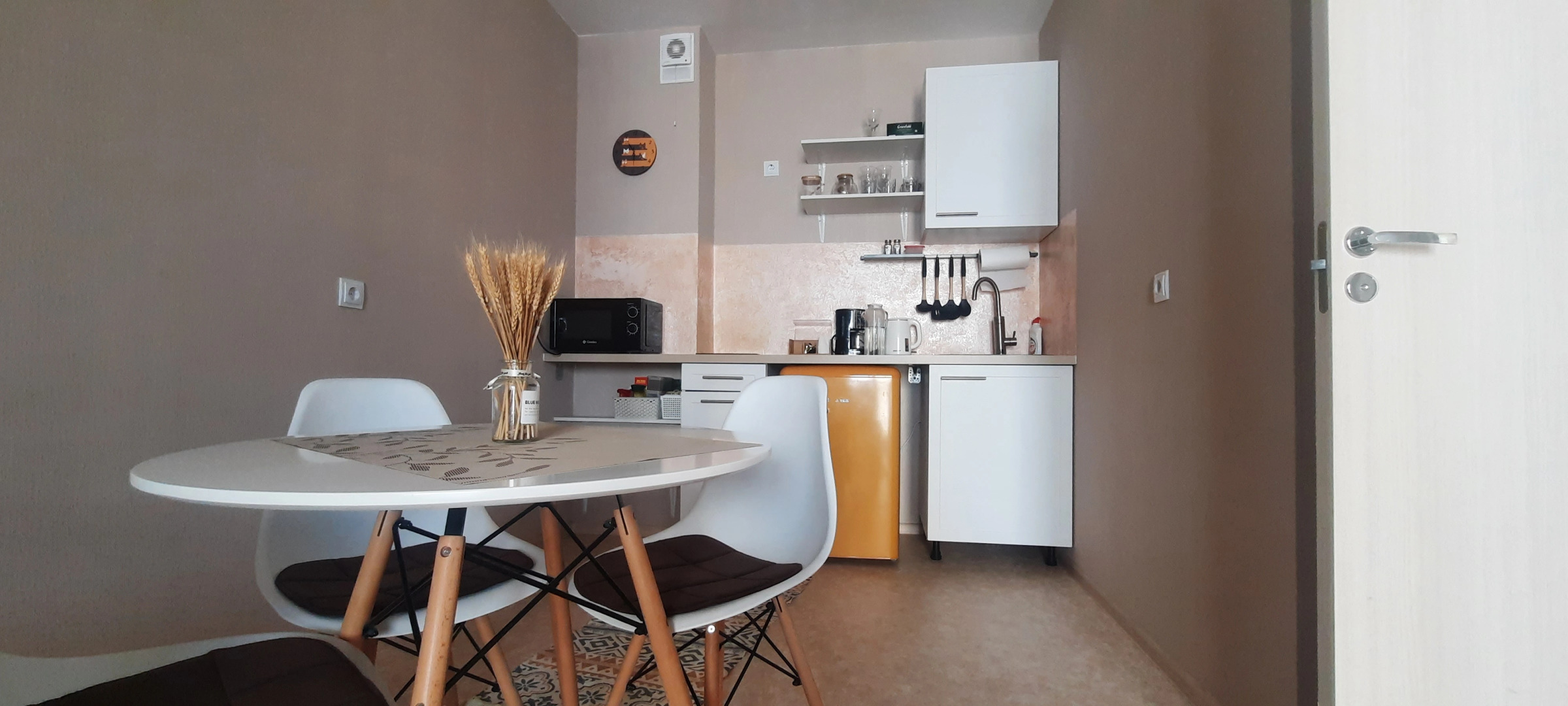 Апартаменты Евродвушка на Суворова 27