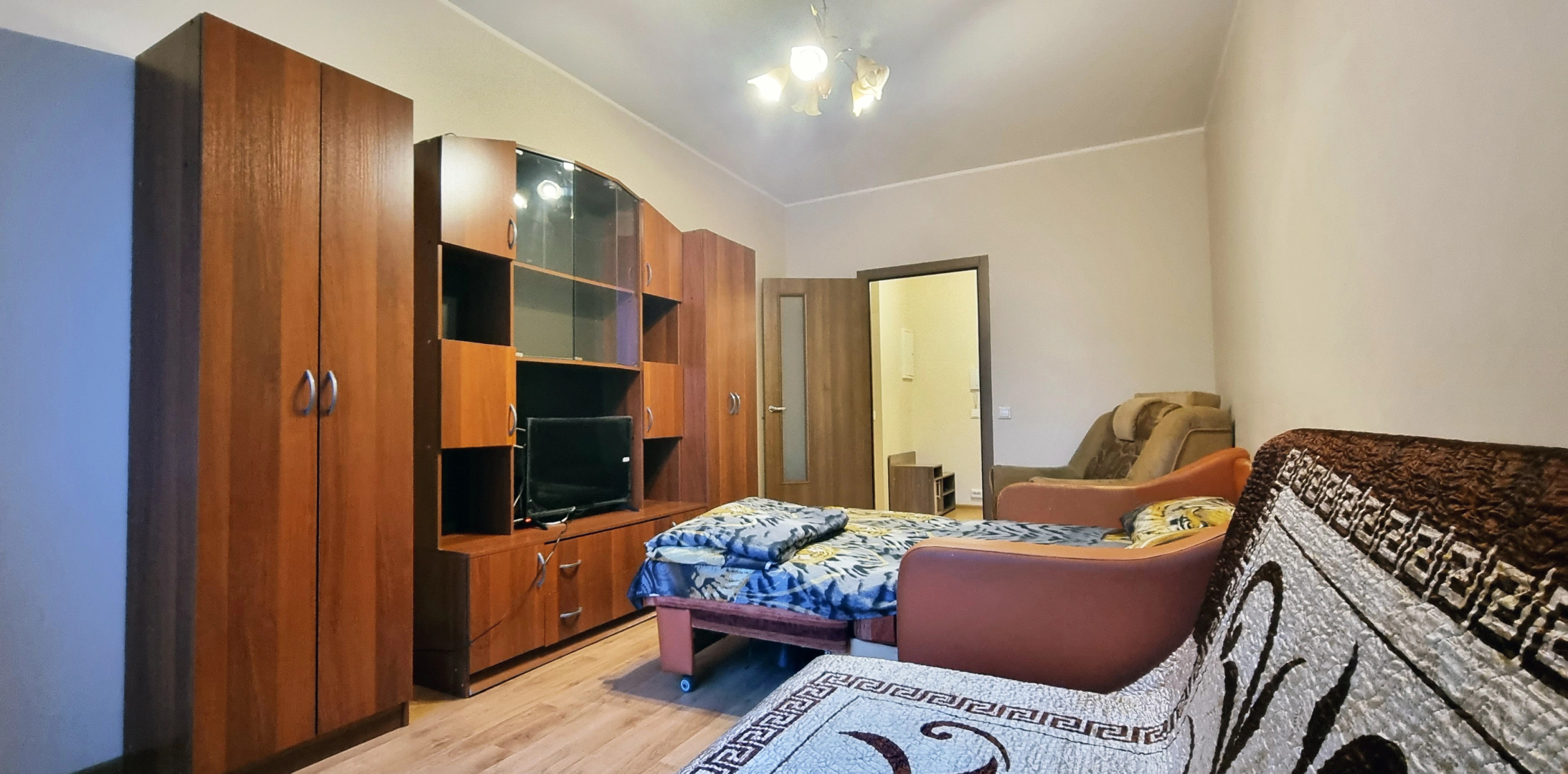 Sutki Rent V Murino Apart-Hotel