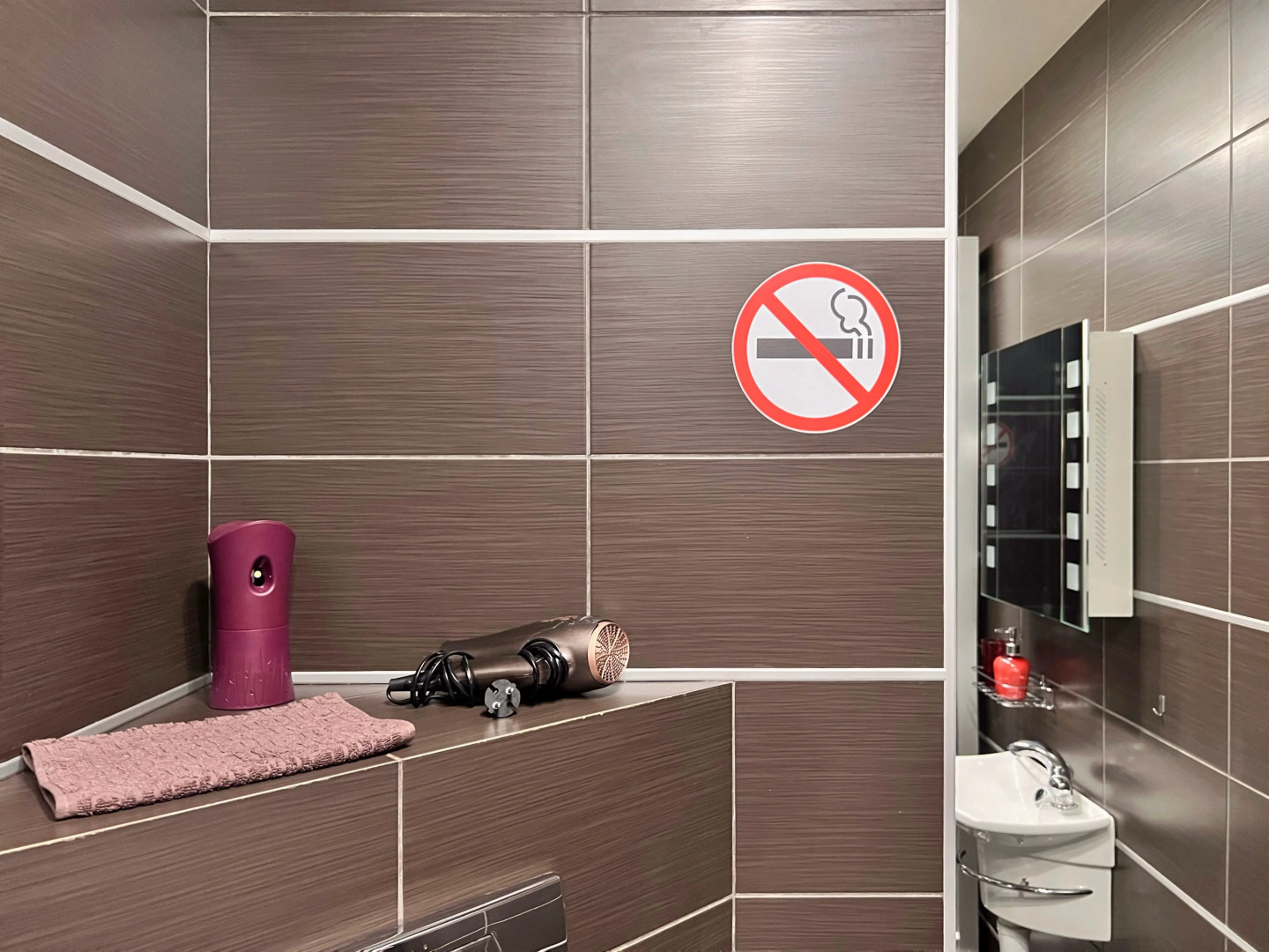 Апартаменты Granada Шикарные Двухкомнатные Апартаменты в Центре Района ГГМ!