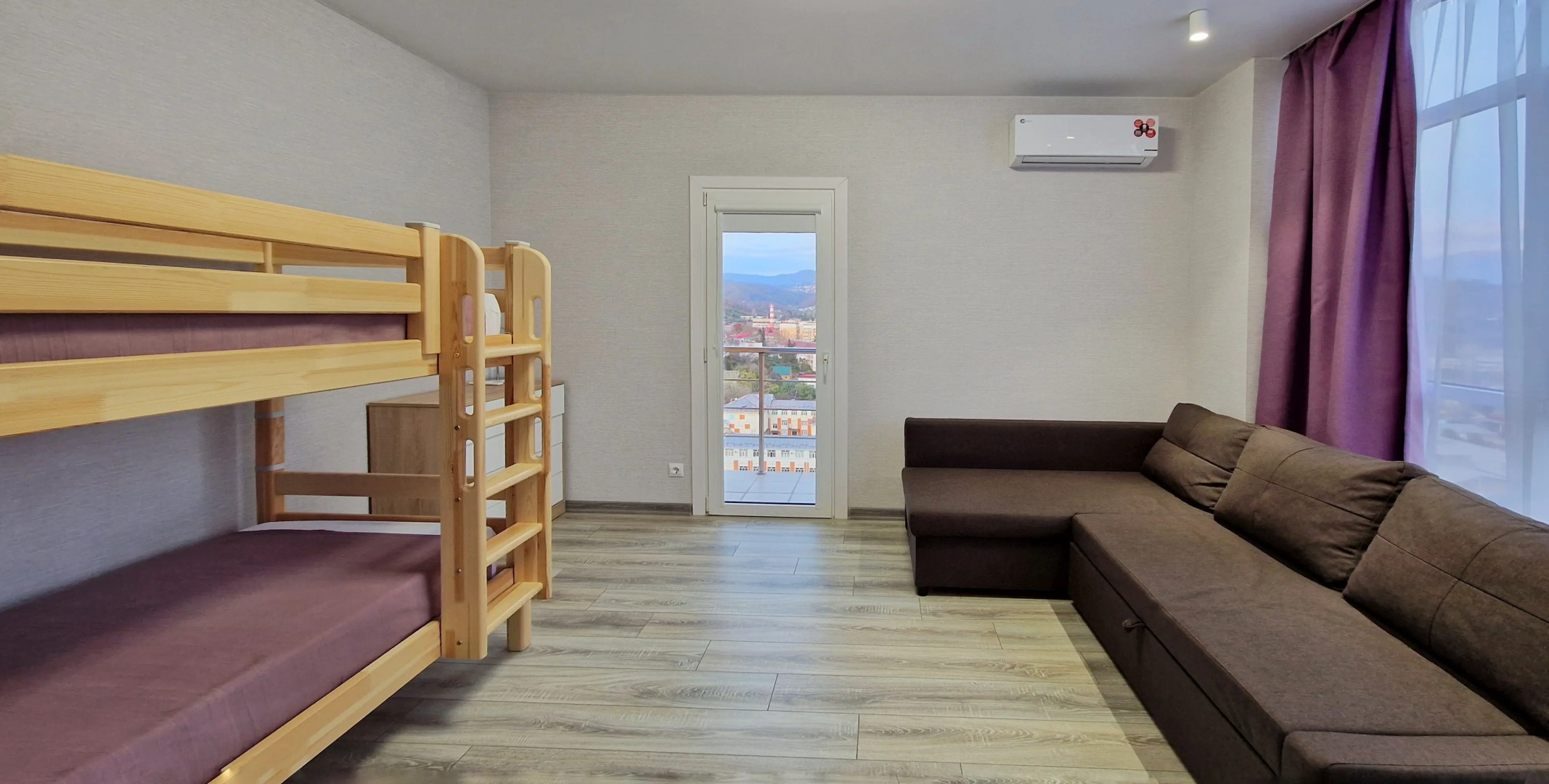 Квартира Двухкомнатная на Гастелло