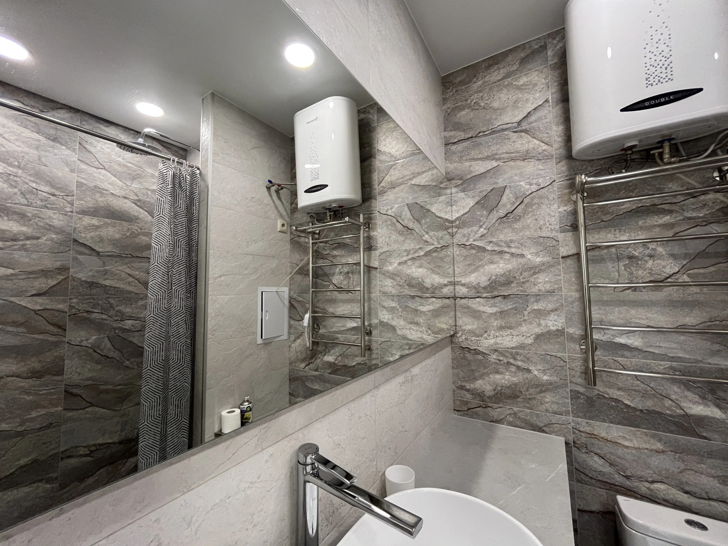 Апартаменты Unique Apart Листва в элитном ЖК рядом со Знаменским Собором и Губернаторской кадетской школой МЧС на Мичурина 58/1