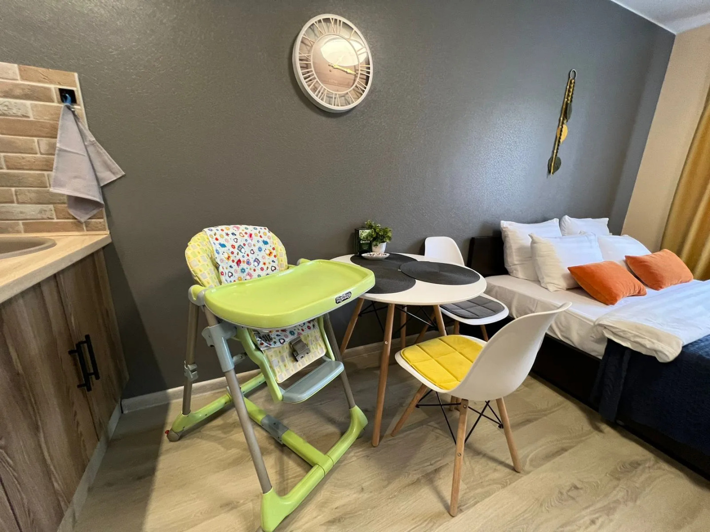 Квартира Lux Уютная Студия Рядом с ТРЦ Мега и Аэропортом Шереметьево