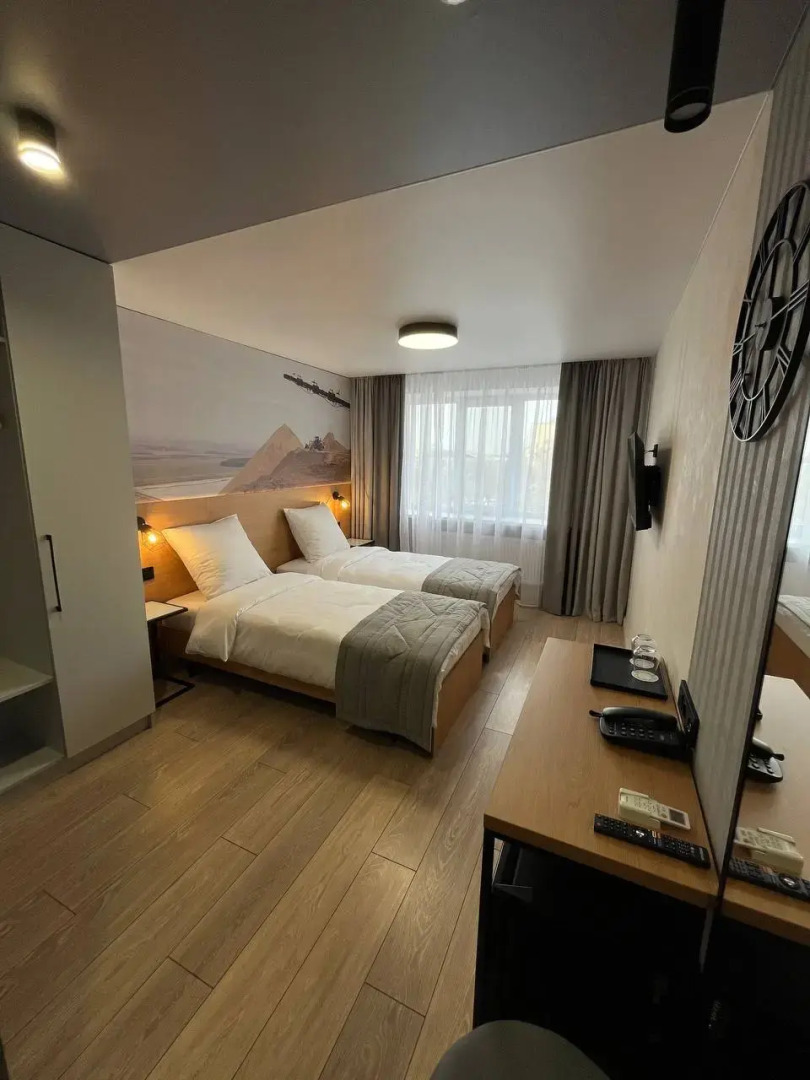 Отель Шахтёр