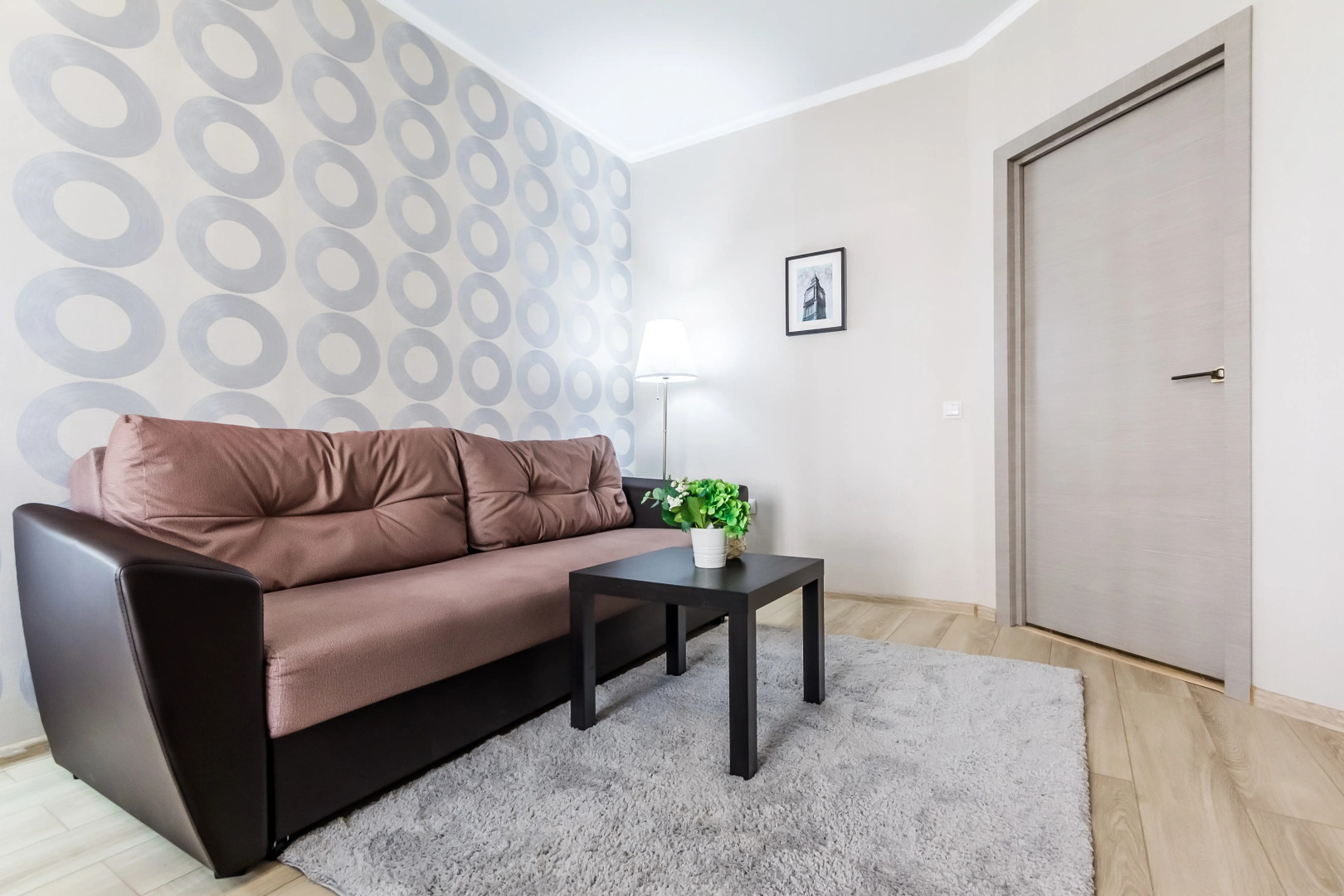 Апартаменты DoMino квартира на Красной