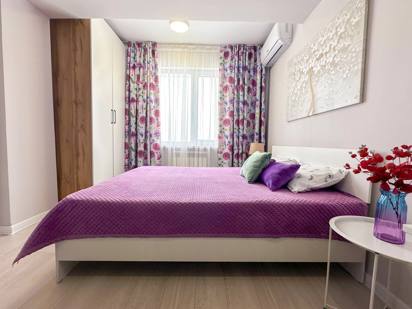 Апартаменты ADT Pink and Grey