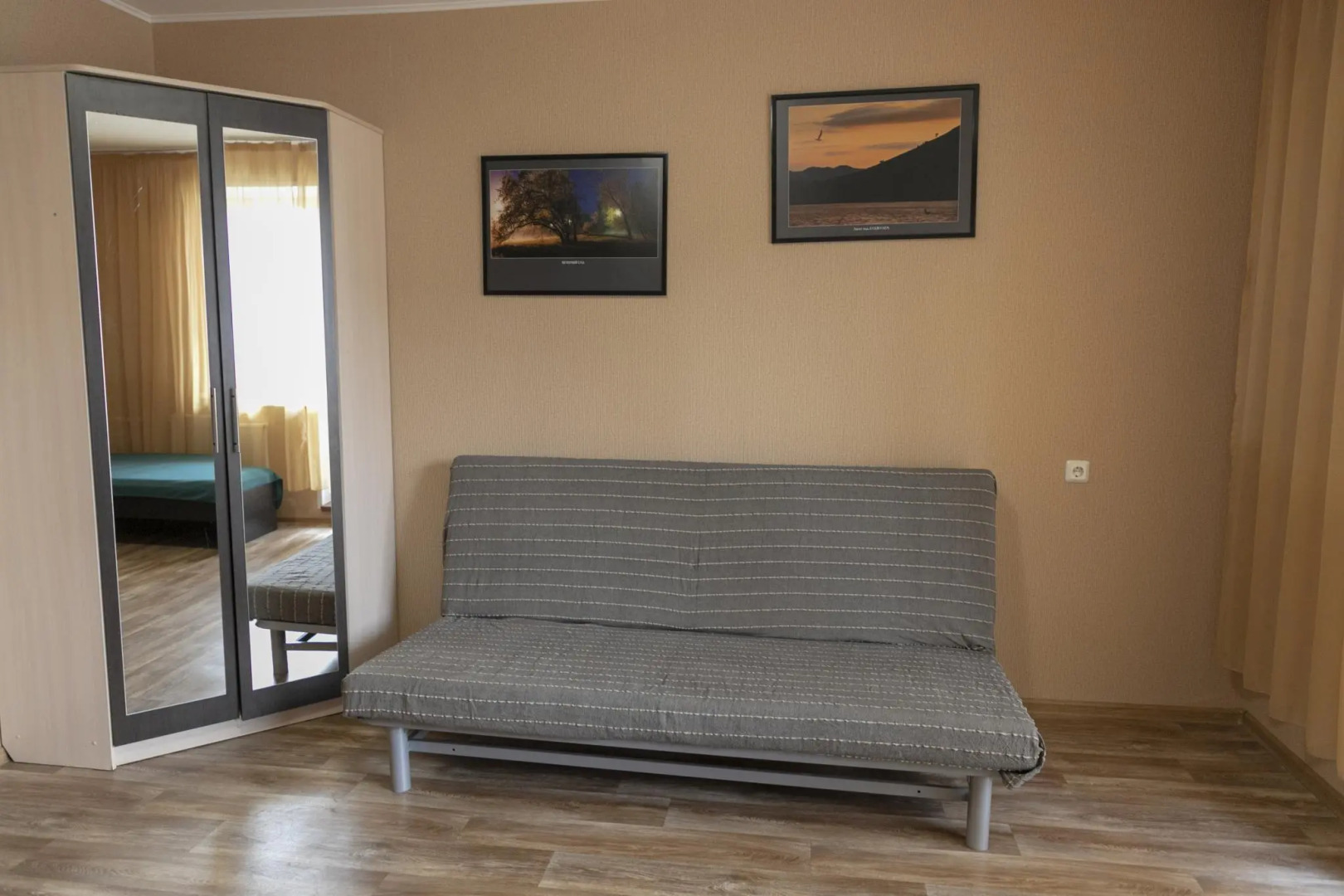 Апартаменты Урал на улице Сулимова 47А