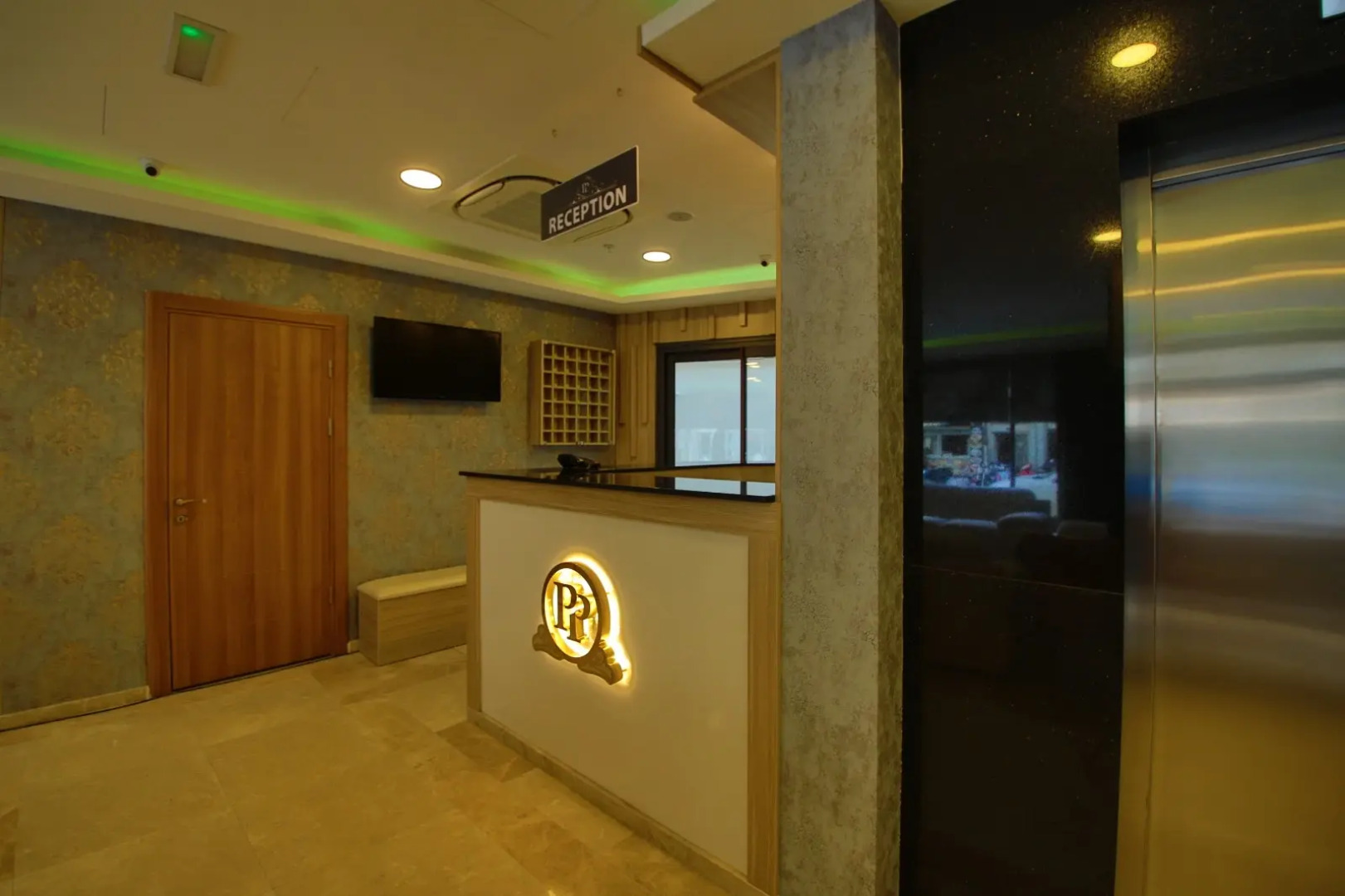 Отель Paris Prestige Izmir