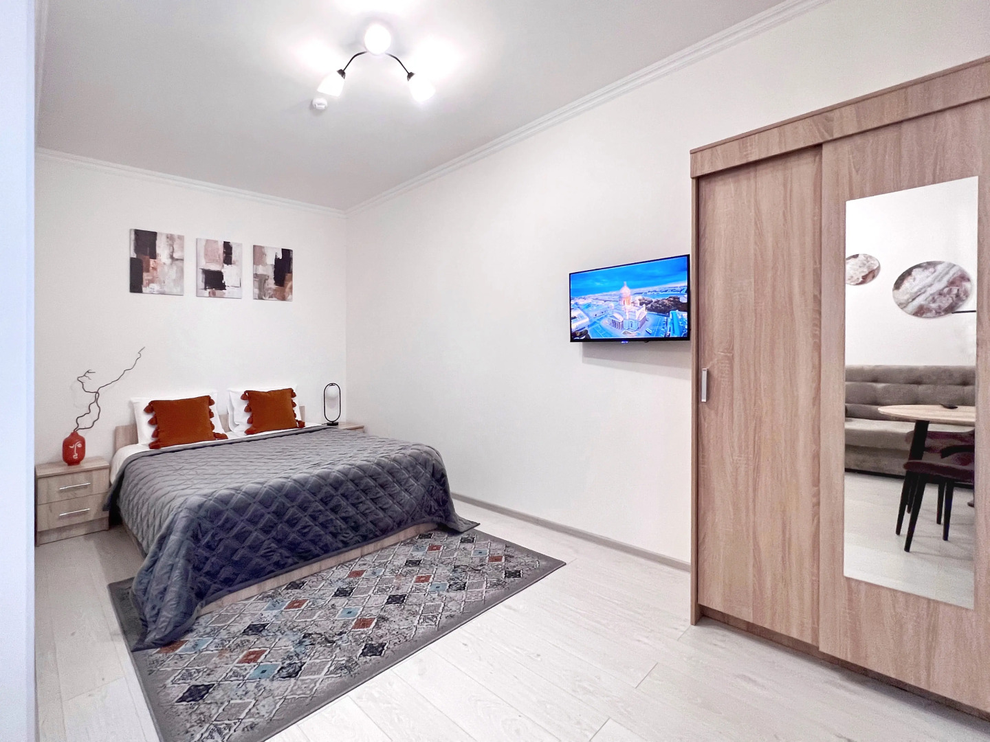 Квартира Granada Новая Уютная Студия в Жк Байрон