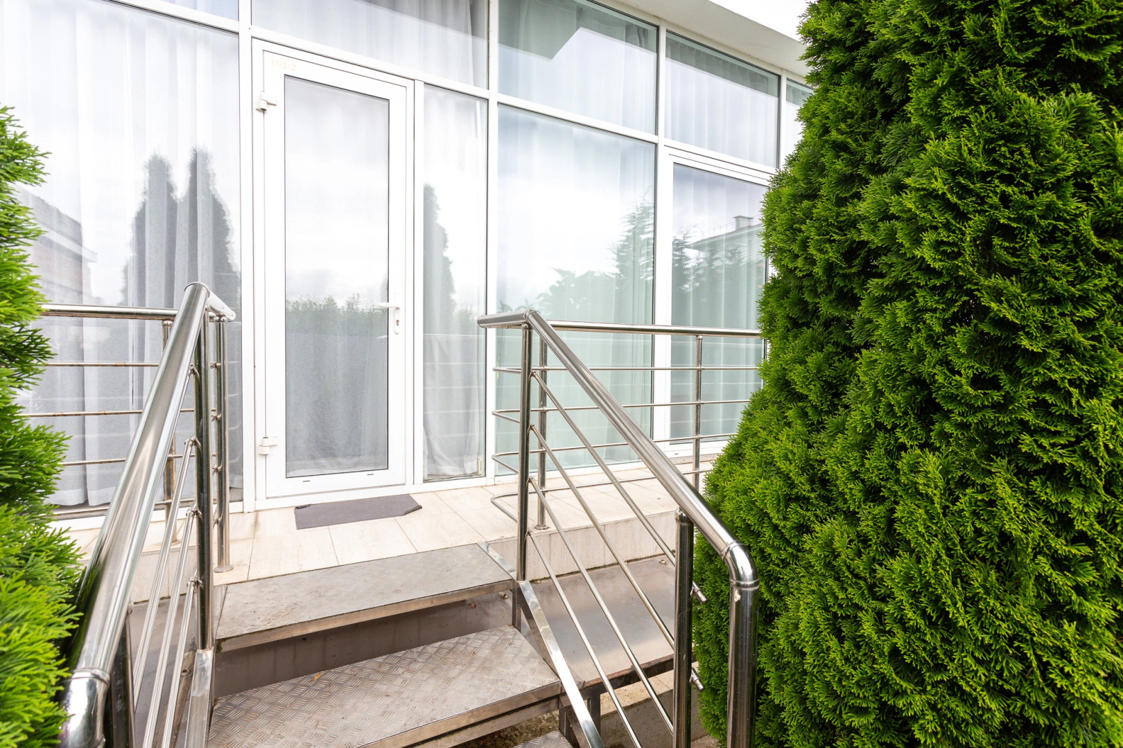Апартаменты Apartments in E-Kvartal 4