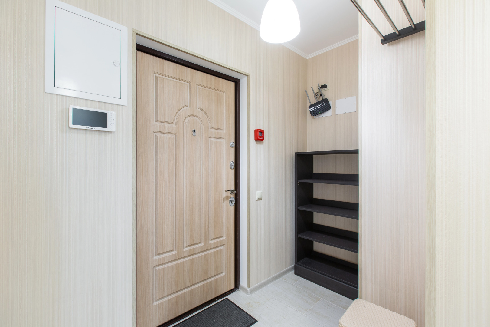 1b  Krasnogrskij 46 Apartments