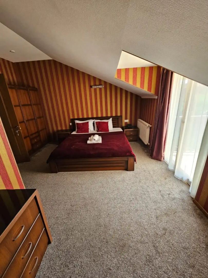 Отель Данисимо