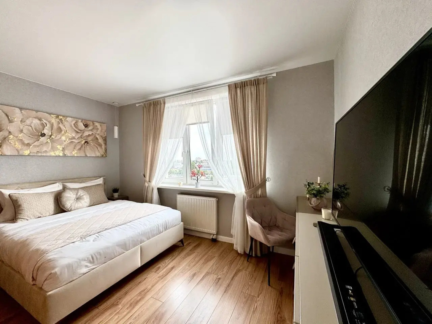 Квартира Букинг39 двухкомнатная с видом на реку