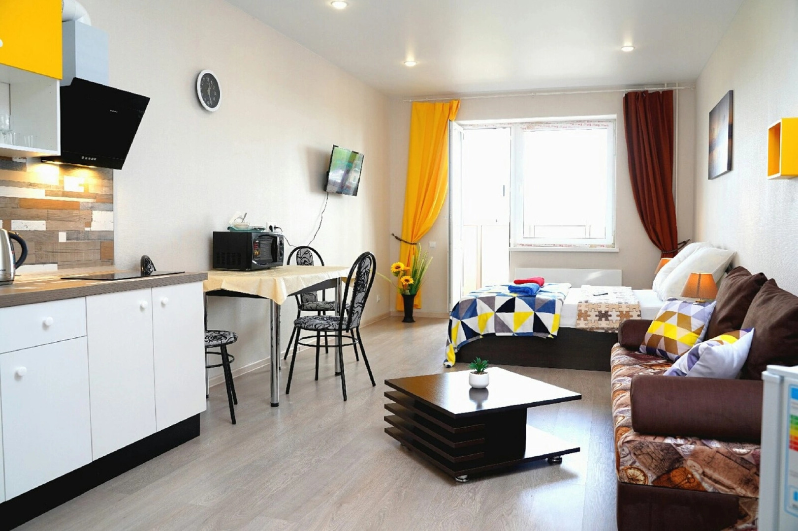 Апартаменты на Коминтерна 91 Этаж 15