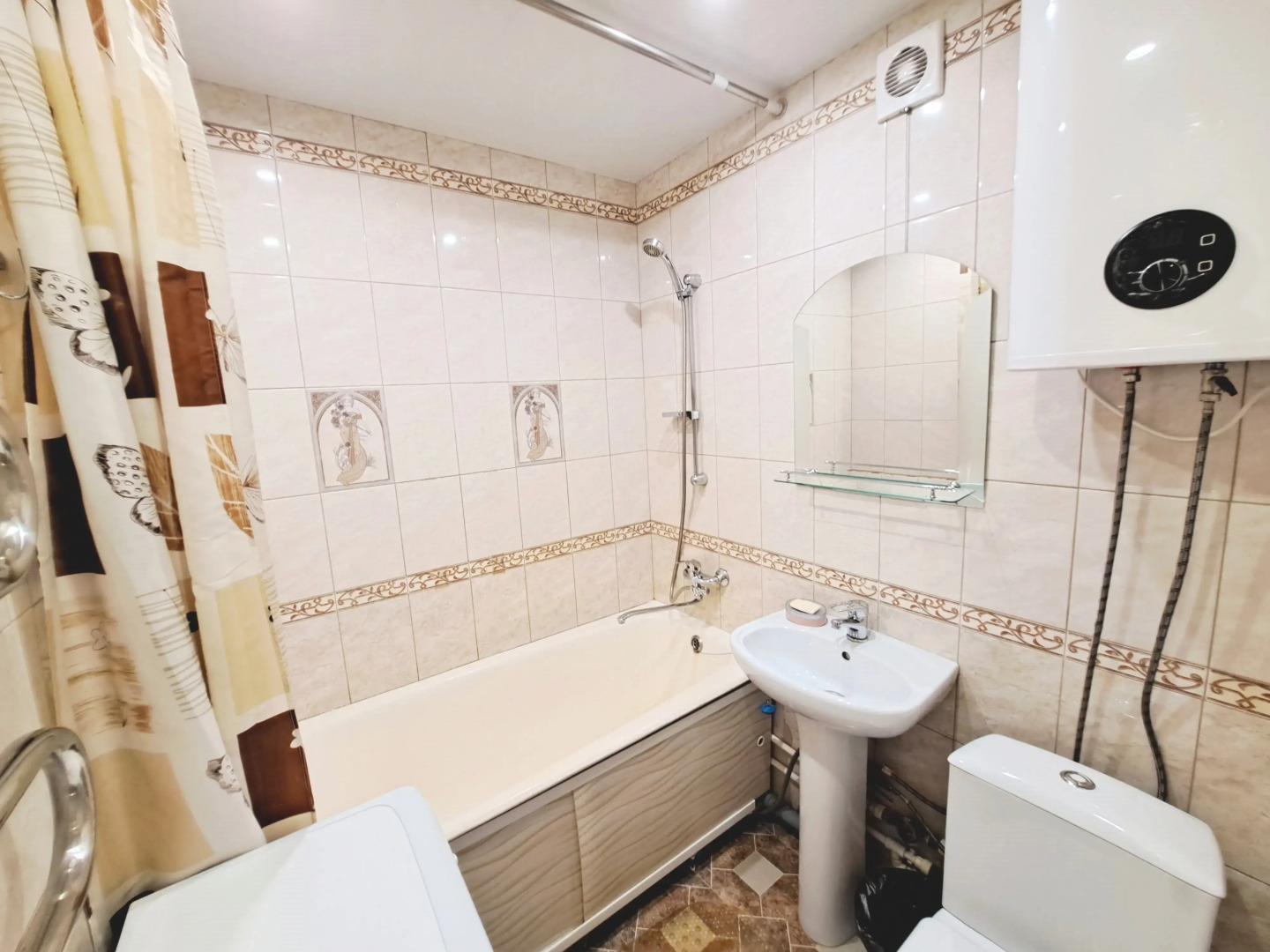 Квартира Двухкомнатная Проспект Комсомольский 15