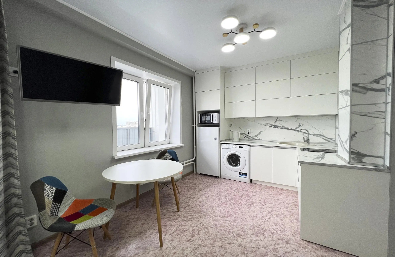 Апартаменты Добрые Сутки на Декабристов 22-144