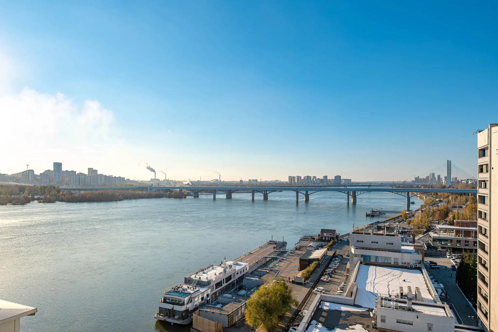 Апартаменты с видом на Обь и Михайловскую набережную