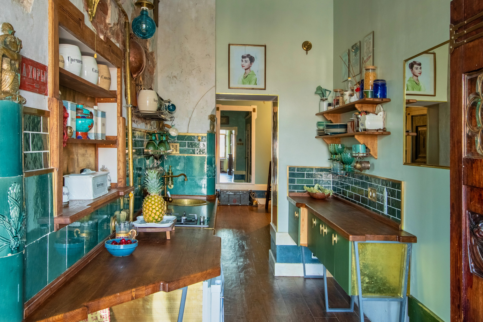 Квартира Уникальная Историческая Квартира с Панорамным Видом на Фонтанку