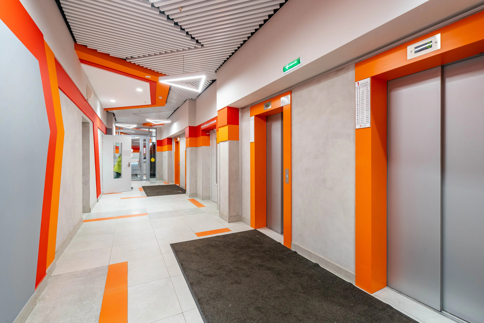 Апартаменты KeysSpb на Парнасе St1