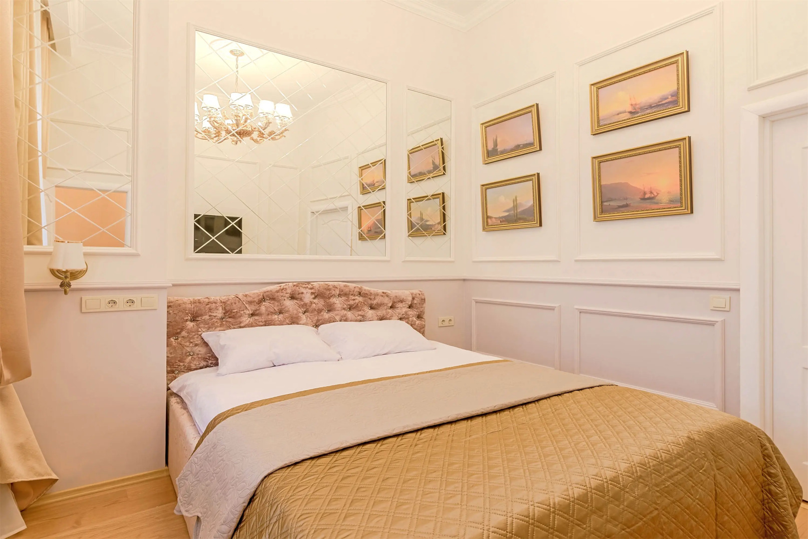 Квартира Двухкомнатная у Русского Музея в Доме Художников BookingSPB