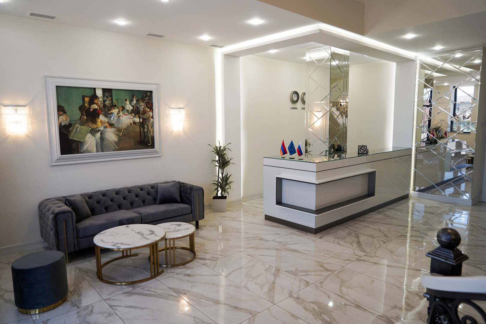Отель Igit Plaza