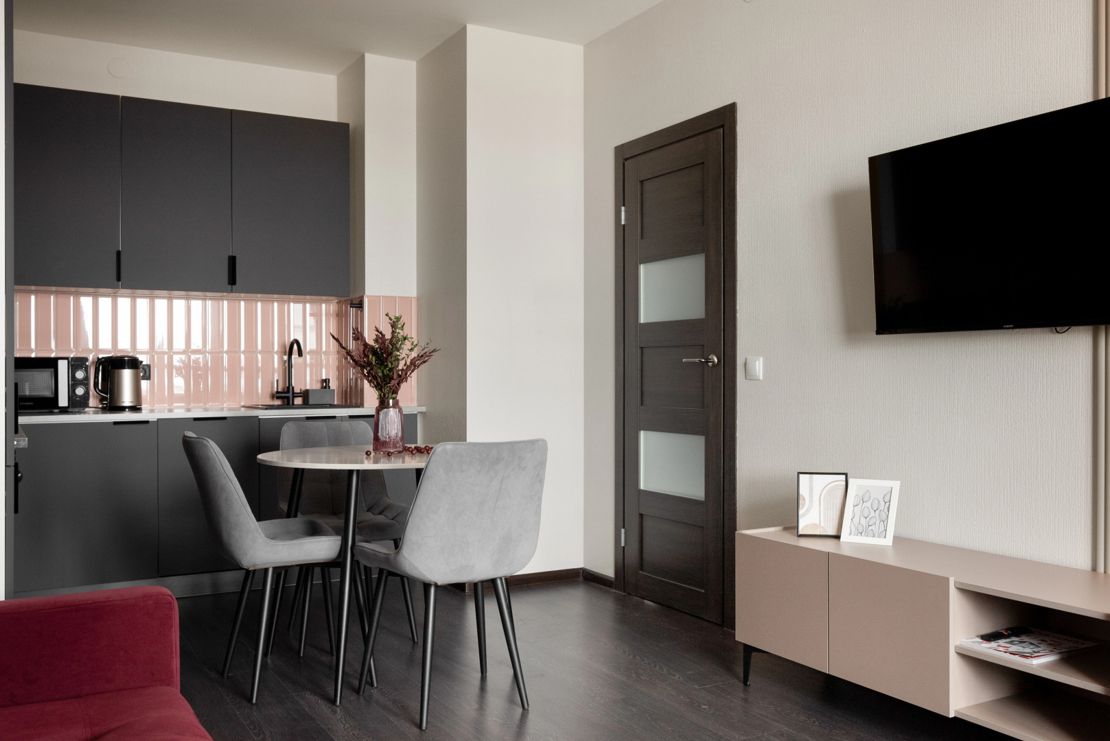 Апартаменты MyhomeYourhome на Проспекте Буденного д.21 к.1