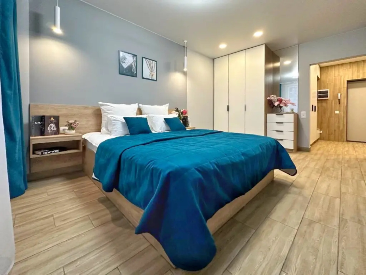 Апартаменты Комфортная возле МВДЦ Сибирь 1