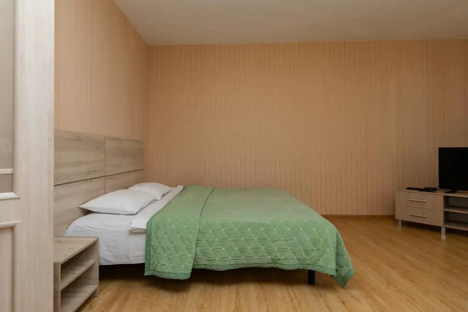 3-к апартаменты Этажидейли на ВИЗе