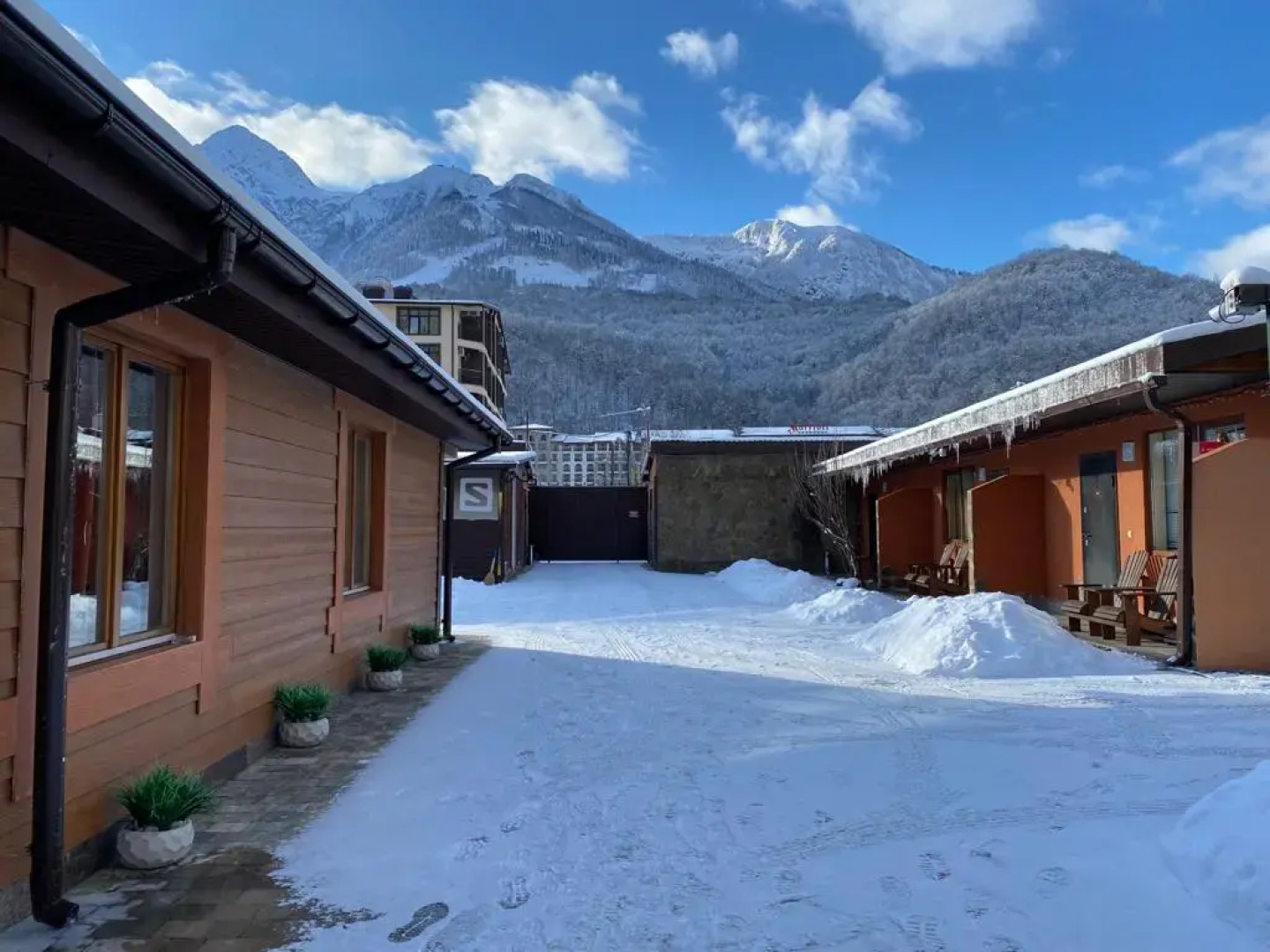 Меблированные комнаты  Медвежий Дом