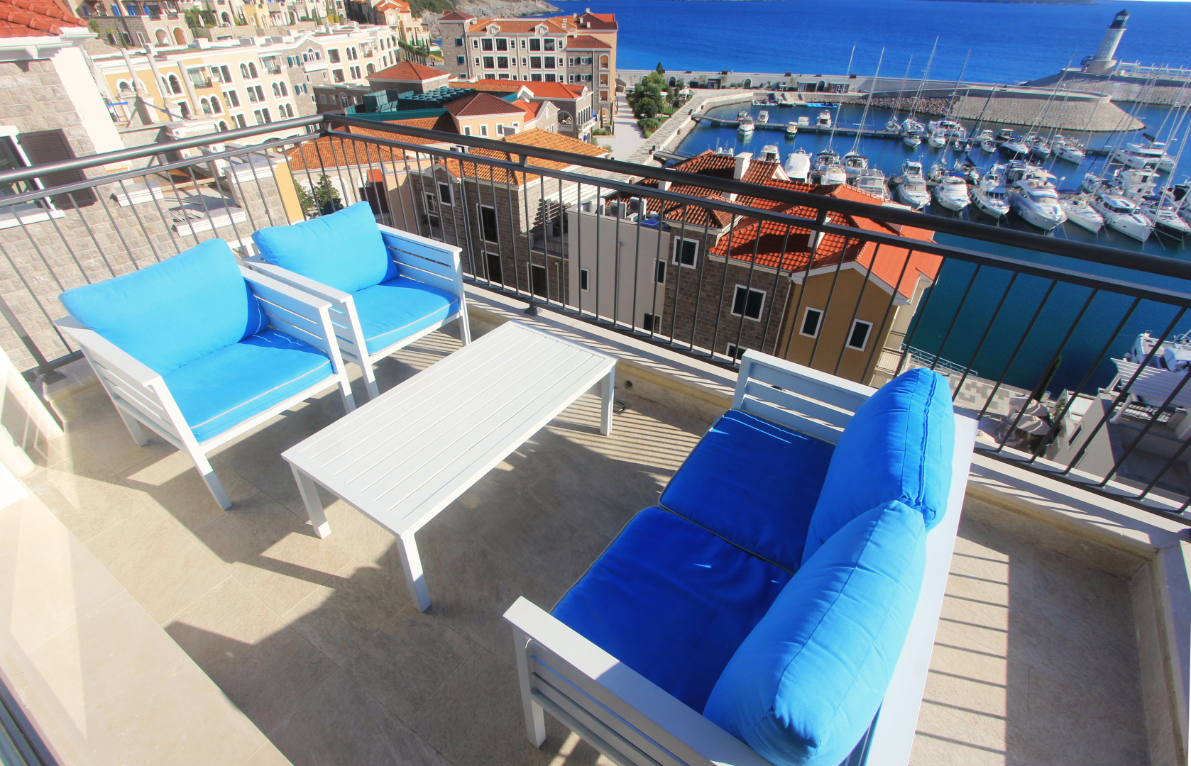 Квартира Lustica bay Magnolia apartment