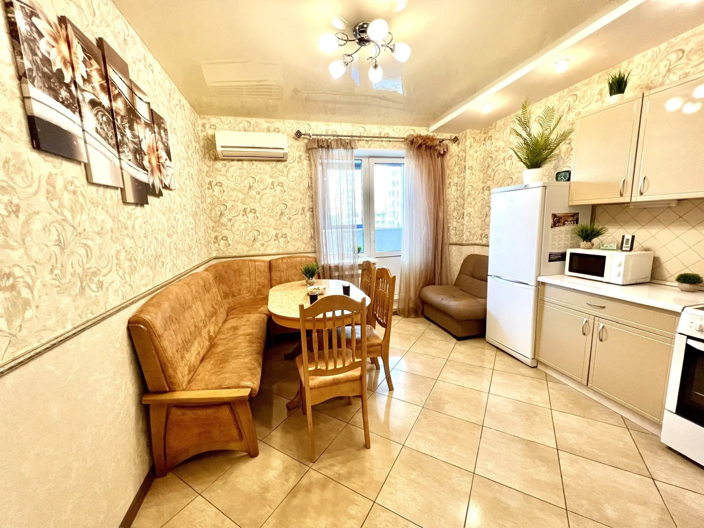 Апартаменты двухкомнатные на Садовой 337