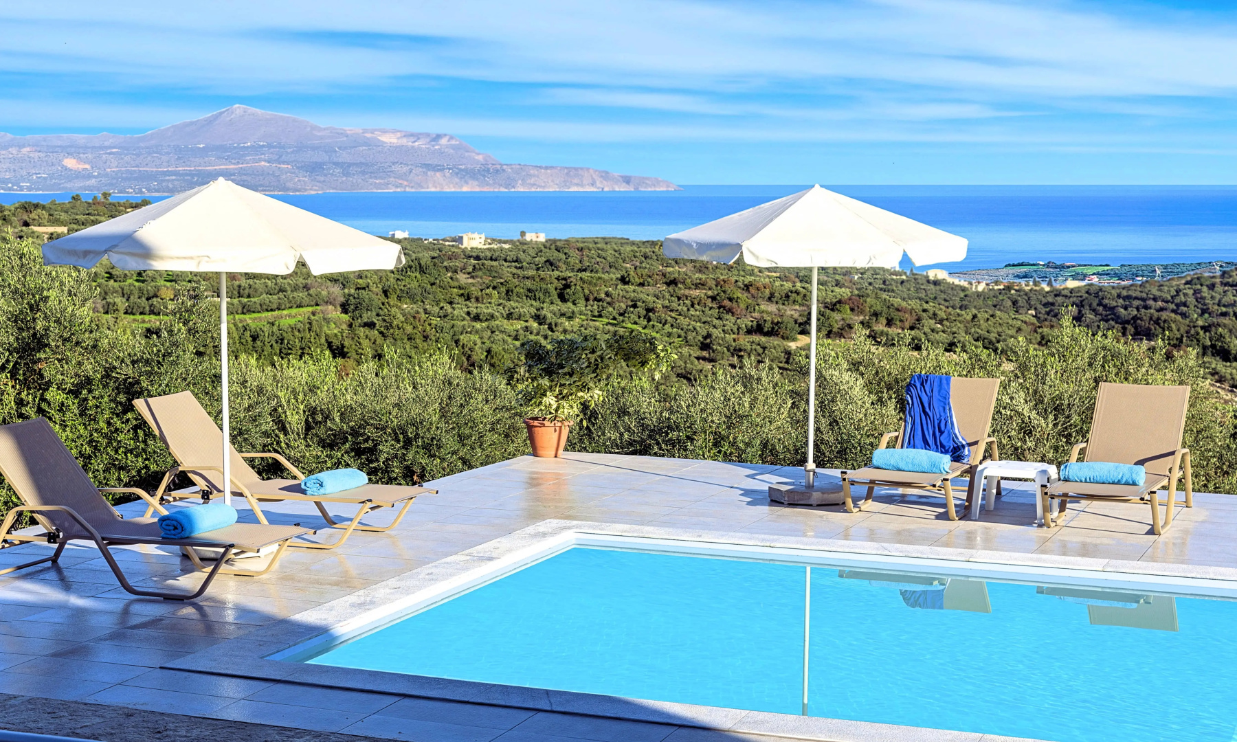 Вилла Cretan Family Villa Heated Pool