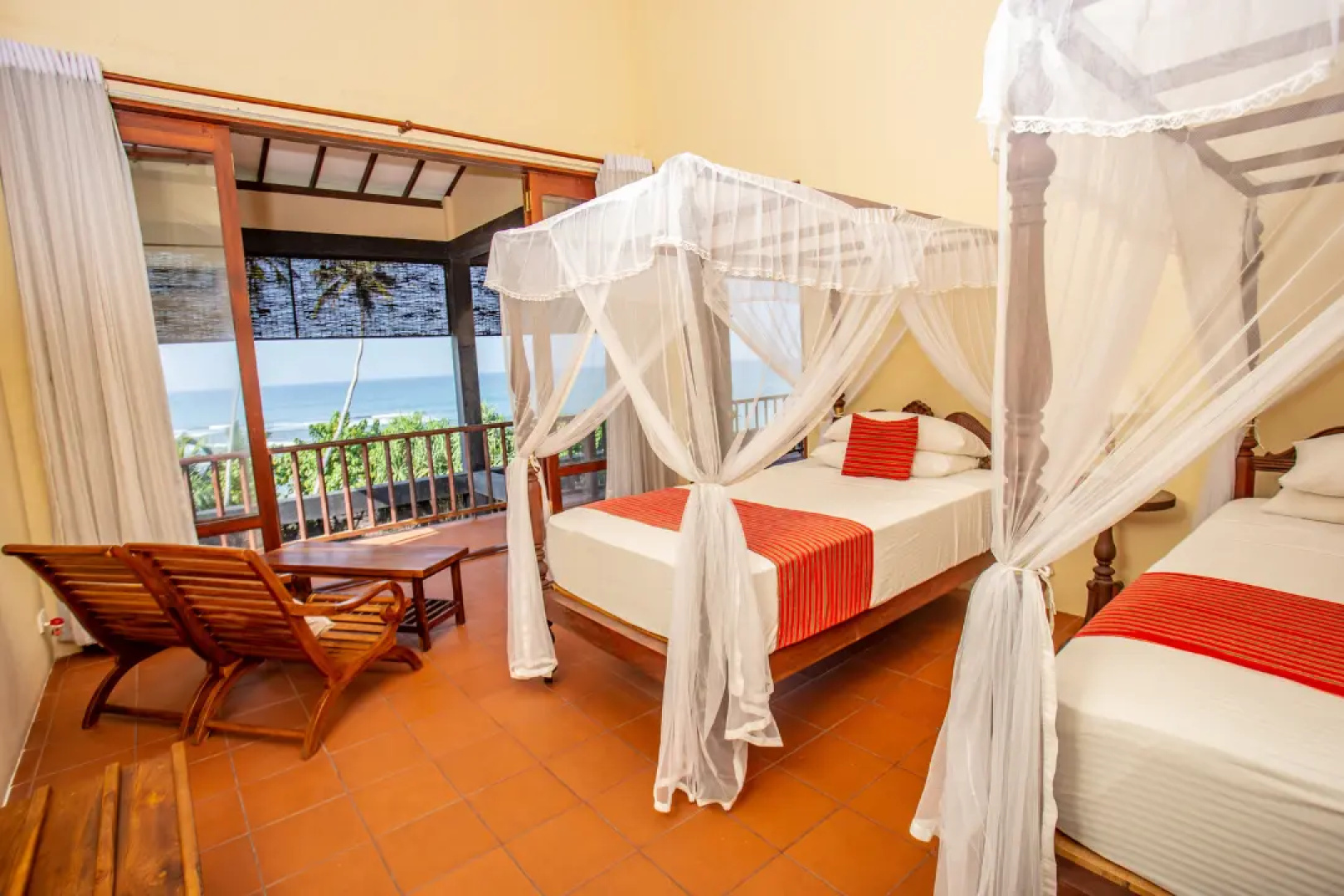 Вилла South Point Ocean 8 bedroom beach front