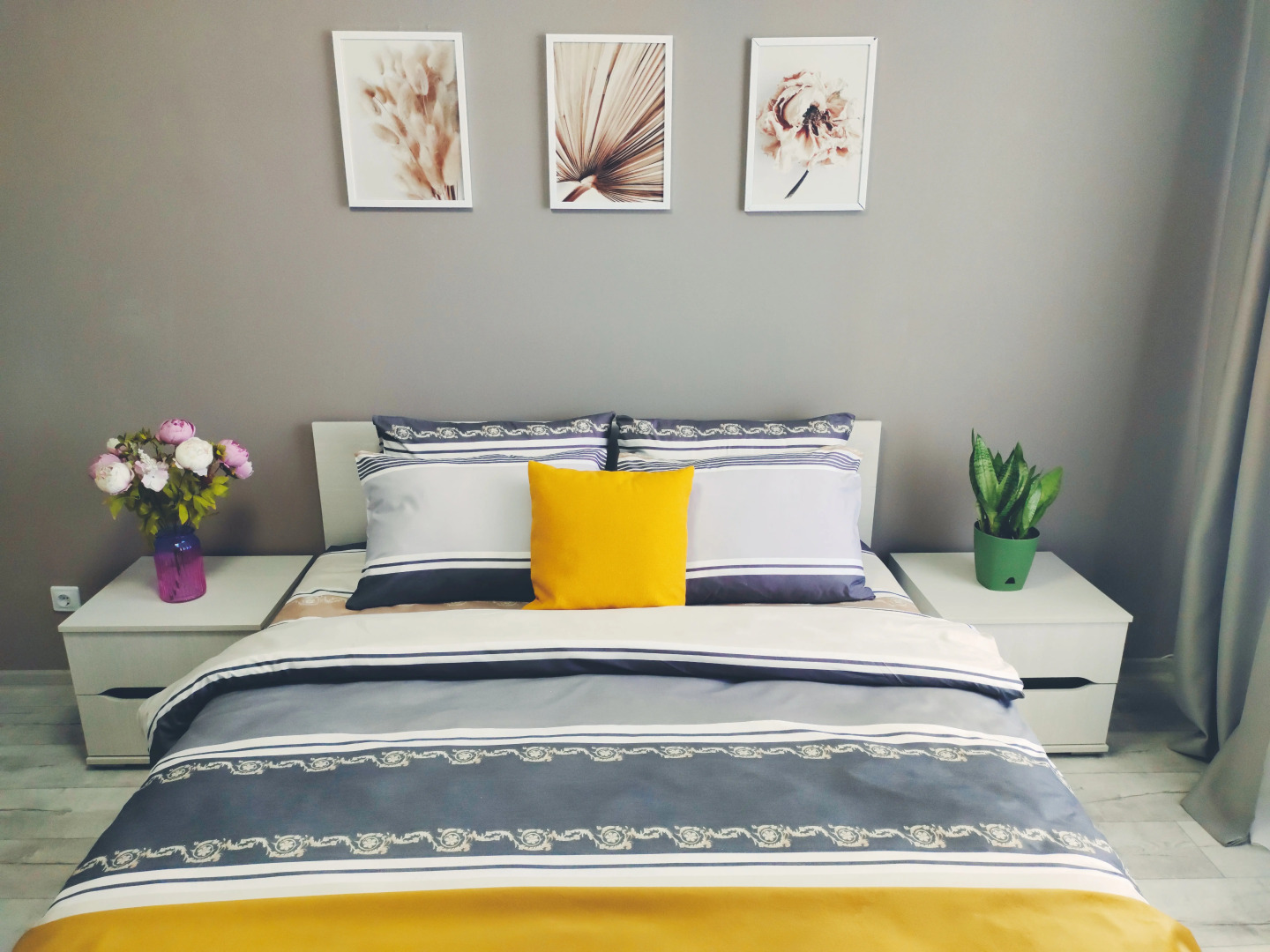 Апартаменты Вирджиния до 4 Чел. на Возрождения 51 Пятница Сеть Посуточных Квартир