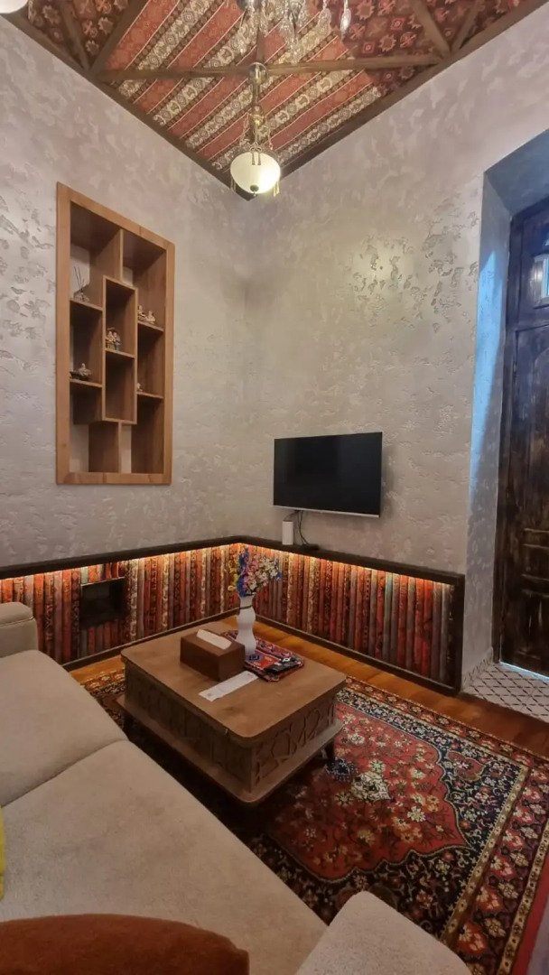 Apartments History 1870