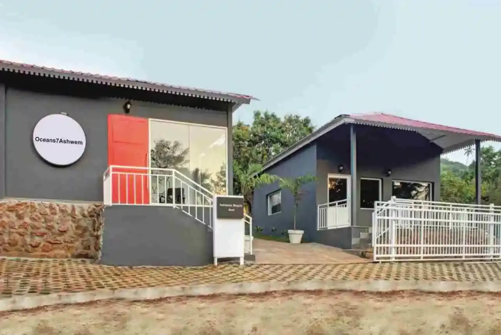 Отель Oceans 7 Ashwem