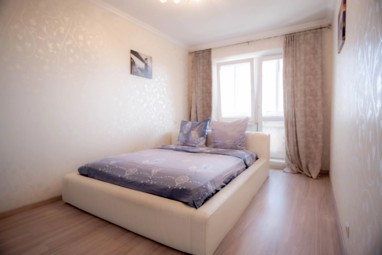 Апартаменты просторная евродвушка эконом-класса