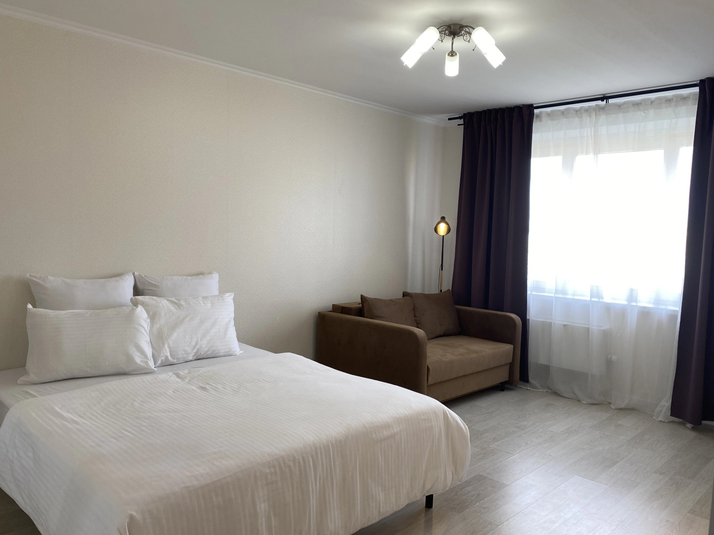 Квартира Современная рядом с ТЦ Остров Arendatmn24