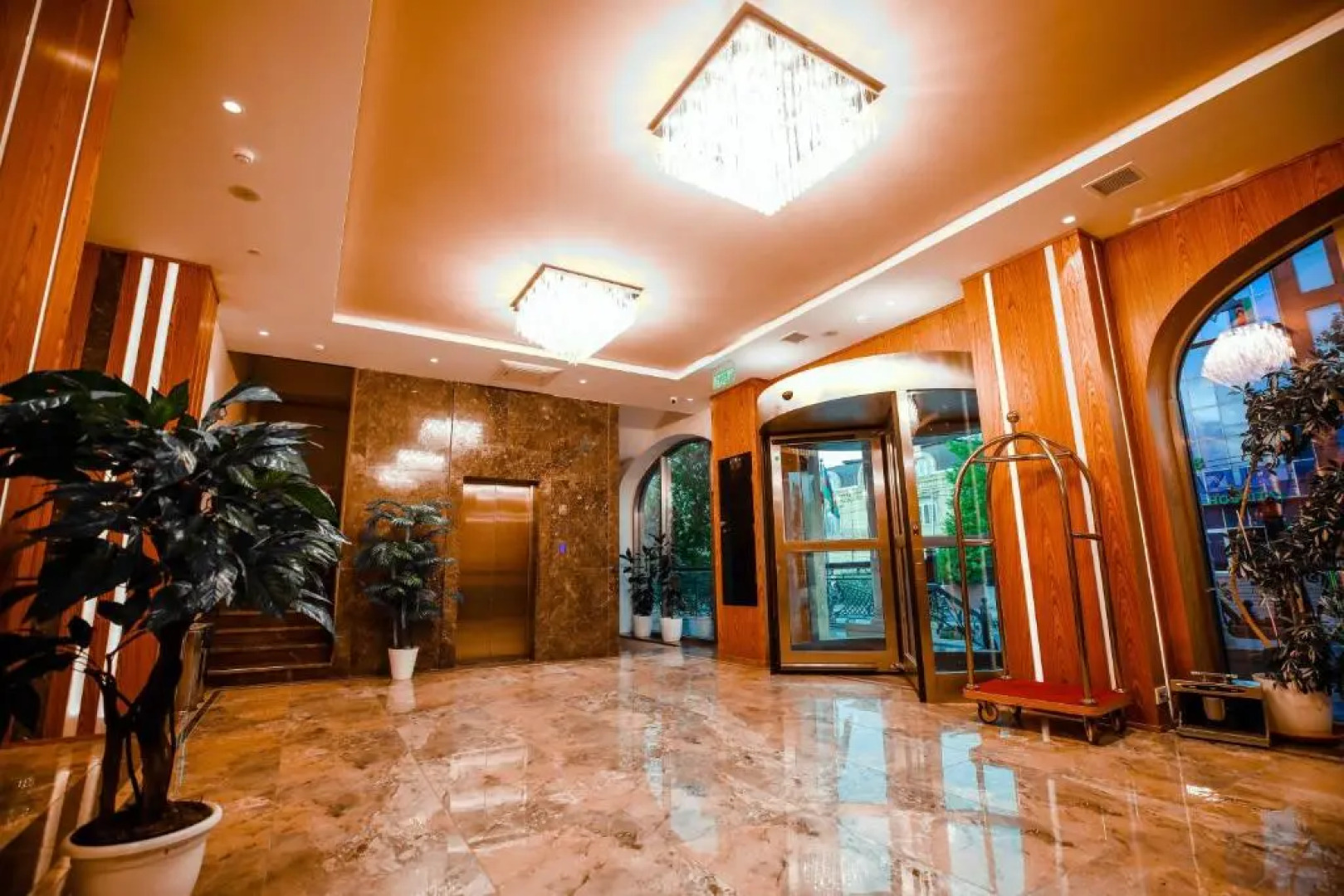 Отель Regal Inn Badamdar
