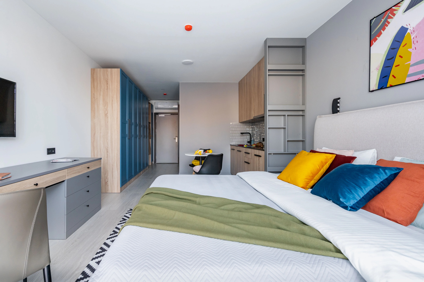 Апартаменты Sova Yard View Blue