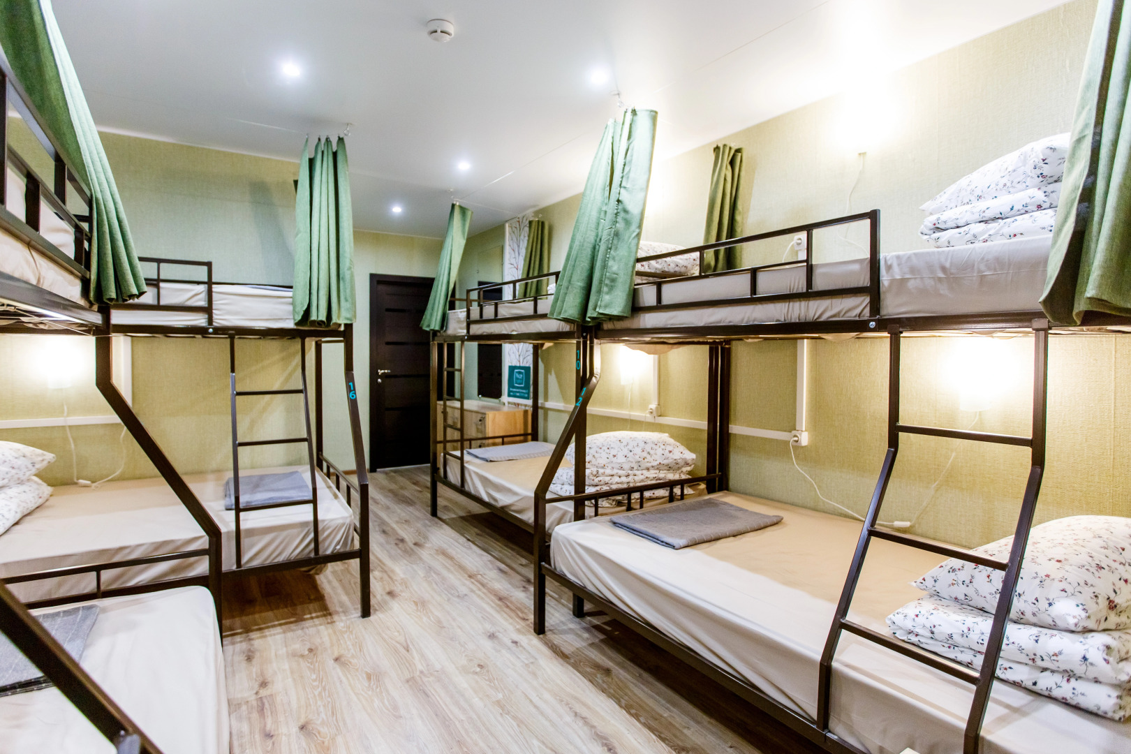 Хостел Найс Крокус