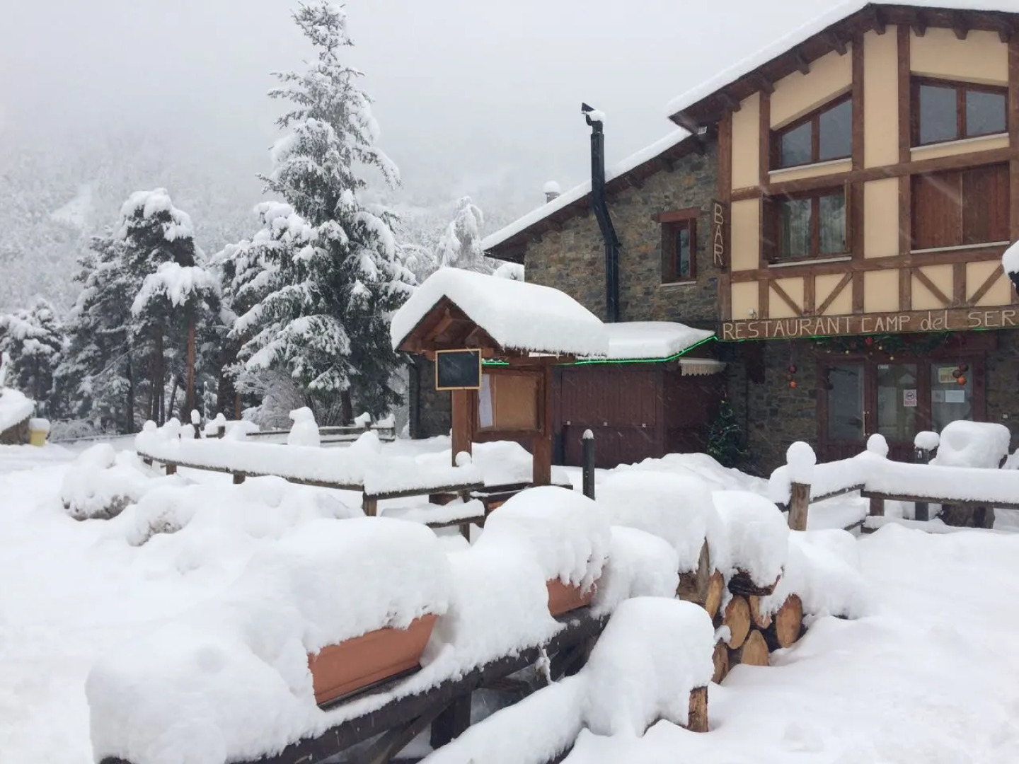 Hotel Restaurant Camp del Serrat